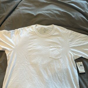 NWT Men’s rip curl white pocket T